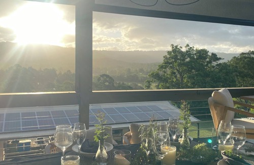 Mount Nathan Cottage | AMAROO Cottage on Poorinda