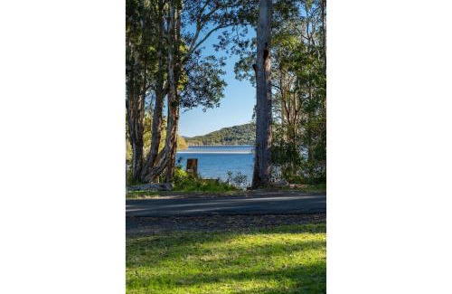 Smiths Lake House | Amaroo Sunset Lodge