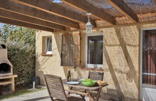 Calvi Villa | Amarylis à Calvi location 2 pers avec clim jardin piscine et barbecue