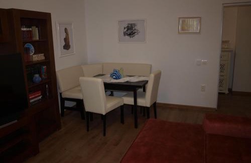 Tirgu Jiu Apartment | Amavera Apartment