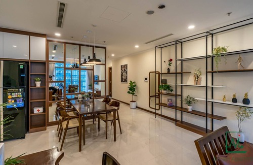 Hang Xanh Condo | AMAVI LUXURY - VINHOMES SPACIOUS AND COZY APT FOR FAMILY/GROUP - 4 BR