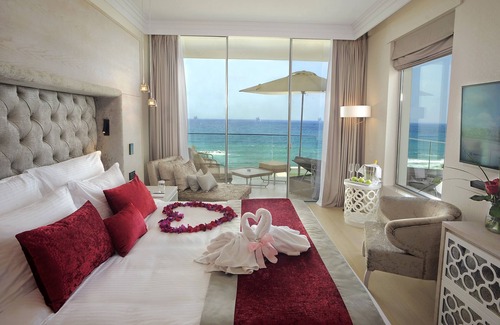 Paphos Hotel | Amavi, MadeForTwo Hotels - Paphos