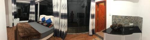 Boralesgamuwa Apartment | Amaze Residence Panoramic Room 2