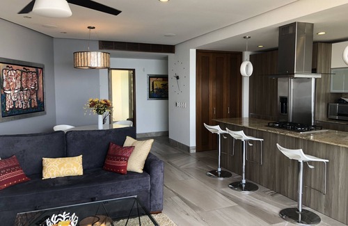 Amapas Condo | Amazing 1 BR/2Ba with Ocean View in Romantic Zone/Amapas 353
