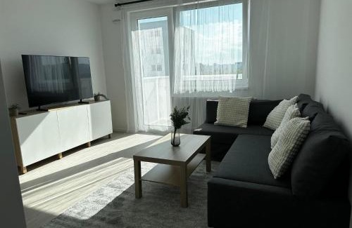 Ruzinov Apartment | Amazing 1BR & 1LR Apartment very Central