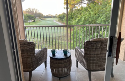 Bonita Springs Condo | AMAZING 2 Bedroom/2 full baths + Den in a resort like community