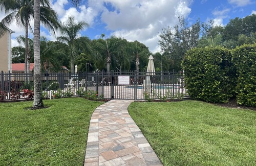 Bonita Springs Condo | AMAZING 2 Bedroom/2 full baths + Den in a resort like community