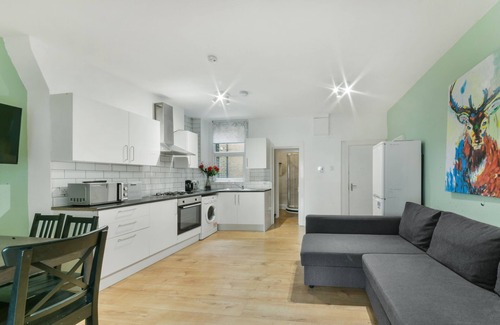 Hackney Apartment | Amazing 2 Bedrooms Flat In Dalston