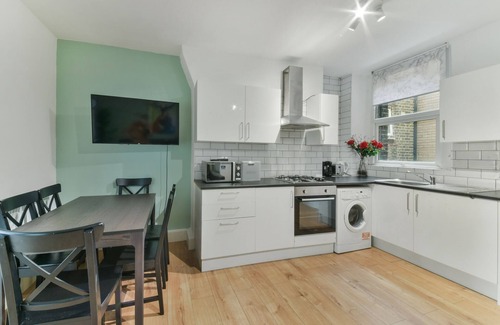 Hackney Apartment | Amazing 2 Bedrooms Flat In Dalston