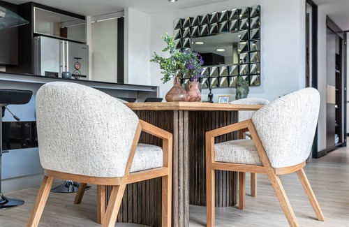 Lalinde Apartment | Amazing 2-Story Poblado Penthouse Wow Factor! New Renovation June 2023!