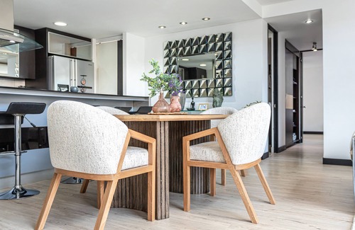 Lalinde Apartment | Amazing 2-Story Poblado Penthouse Wow Factor! New Renovation June 2023!