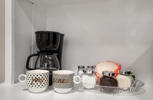 Spruce Hill Apartment | Amazing 2BR by Upenn/Drexel