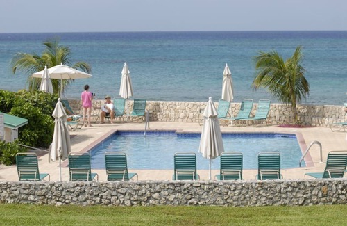 Seven Mile Beach Condo | Amazing 3 bed ocean front condo, Seven Mile Beach