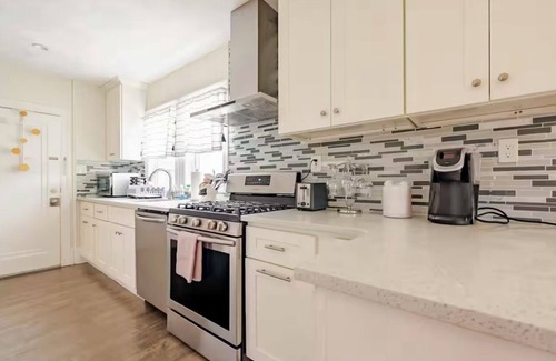 Watertown Apartment | Amazing 3-bedroom apartment in East Watertown with Parking, WiFi, AC and More