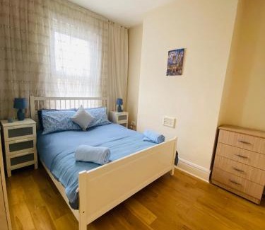 Homerton House | Amazing 3 Bedroom House In Hackney Central