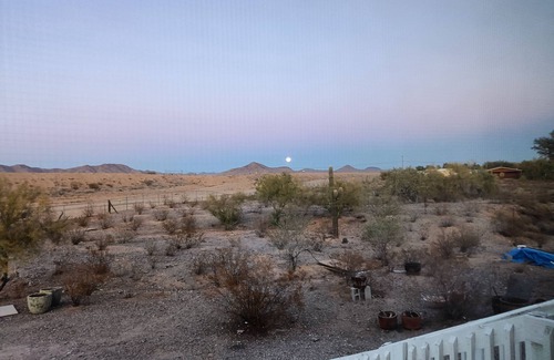 Surprise House | Amazing 3-bedroom mobile home with AC in Surprise