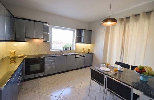 Kariotai Apartment | Amazing 3BR apartment