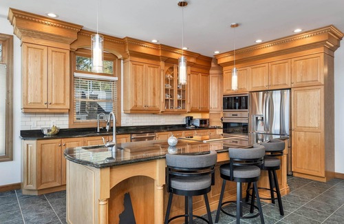 Laconia House | Amazing 4 bed/4 bath home right on Lake Winnisquam w terrific views, hot tub