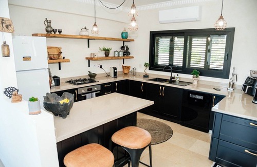 Karavas Villa | Amazing 4 bedroom villa with incredible views