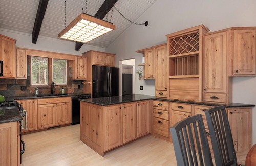 Winter Park Highlands House | Amazing 4 Bedroom w/2 KINGS & HOT TUB!