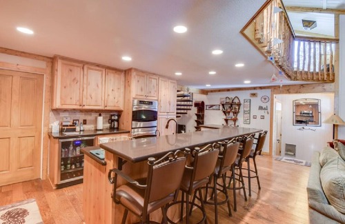 Brockway House | Amazing 4 bedrooms house in Lake Tahoe on the water