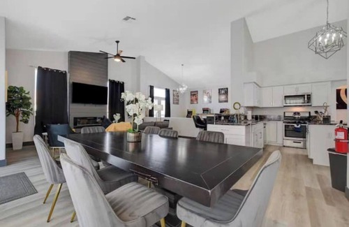 North Las Vegas House | Amazing 4BD Home w/Pool, Arcades, & Billiard!