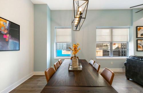 Central Business District Apartment | Amazing 4Bed Condo Steps from French Quarter