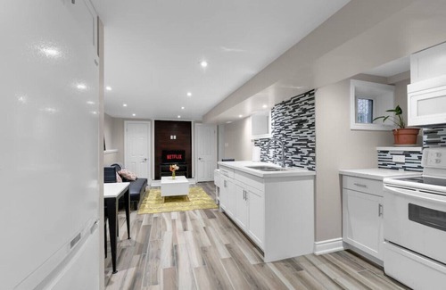 Riverdale House | Amazing 4BR - 10 Minutes to Downtown - Free Parking