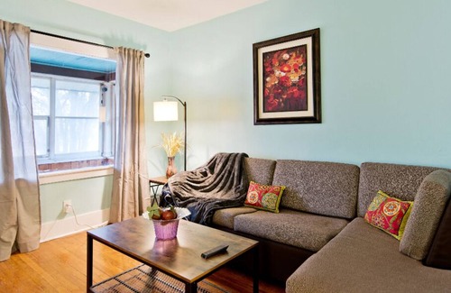 Ferndale Apartment | Amazing 5 Bedroom Downtown Ferndale House
