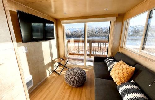 Pear Park House | Amazing Airstream in Grand Junction for Unforgettable Family Glamping Getaways in Colorado