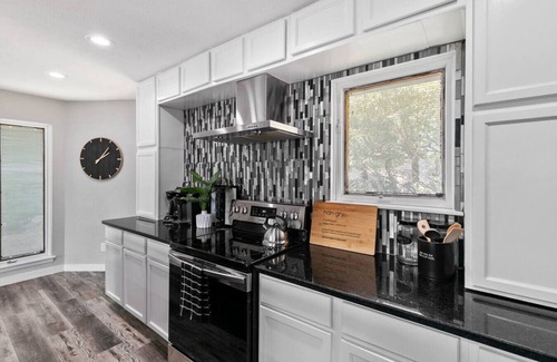 Grand Prairie House | Amazing and Comfortable Home in Grand Prairie!