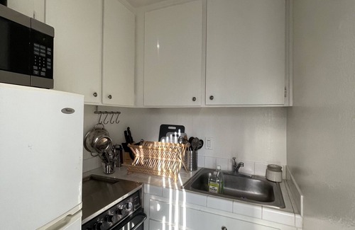 Norma Triangle Apartment | Amazing and functional apartment in best location of Los Angeles.