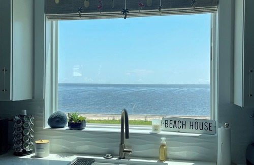 Crawfordville House | Amazing Angels Envy house, the beach is just steps away and the best water view