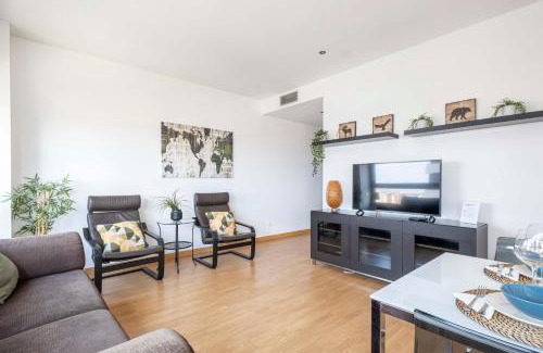 El Port Apartment | Amazing Apart Fira Barcelona and 15' from Bcn center with pool