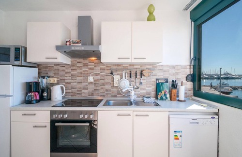 Kastel Gomilica Apartment | Amazing apartment in Kastel Gomilica