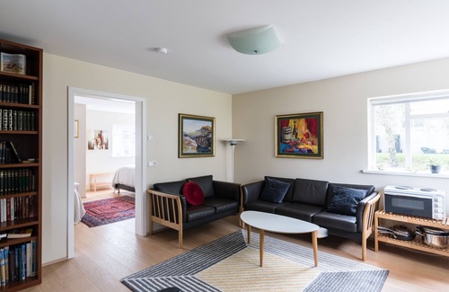 Akureyri Apartment | Amazing Apartment For 4 - Just a Few Minutes Away From Downtown Akureyri