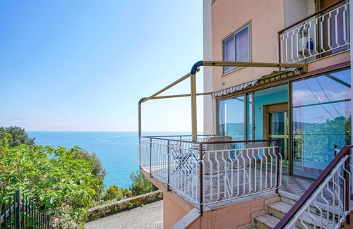 Capo Mimosa-Rollo Apartment | Amazing apartment in Cervo with WiFi
