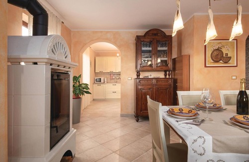 Galizana Apartment | Amazing apartment in Galizana with WiFi