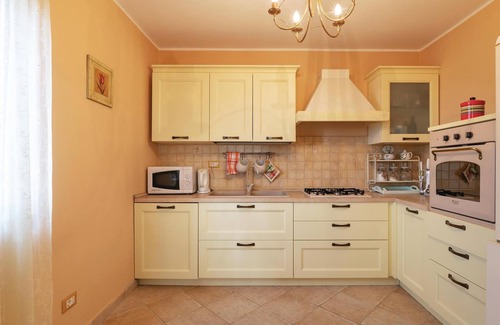 Galizana Apartment | Amazing apartment in Galizana with WiFi