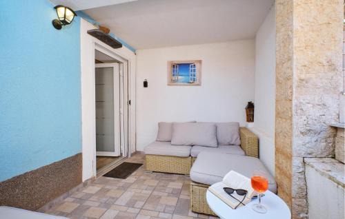 Ilovik Apartment | Amazing Apartment In Ilovik