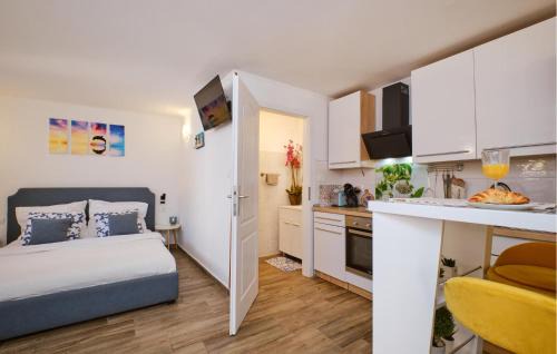 Ilovik Apartment | Amazing Apartment In Ilovik