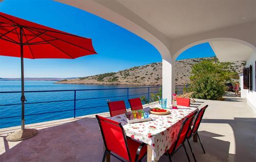 Jablanac Apartment | Amazing Apartment In Jablanac