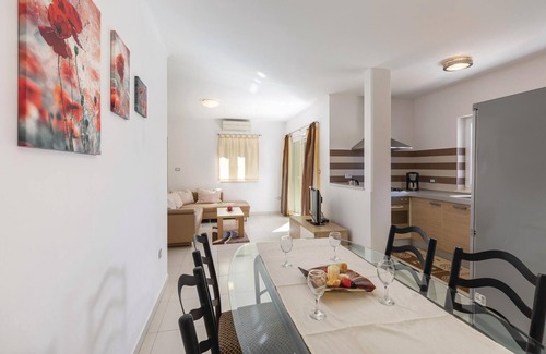 Duga Luka Apartment | Amazing apartment in Labin with kitchen