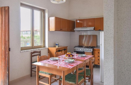 Vibo Marina Apartment | Amazing apartment in Porto Salvo with 2 Bedrooms