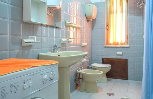 Vibo Marina Apartment | Amazing apartment in Porto Salvo with 2 Bedrooms