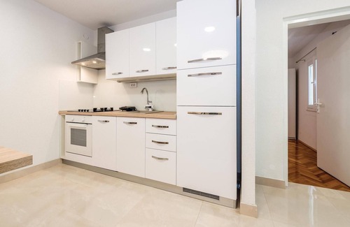 Meterize Apartment | Amazing apartment in Sibenik with sauna