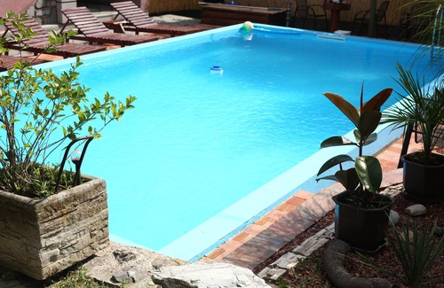 Beli Potok Apartment | Amazing apartment near Belgrade 15 min with private swimming pool and parking.