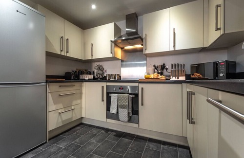Reading Apartment | AMAZING Apt perfect for Business/Work