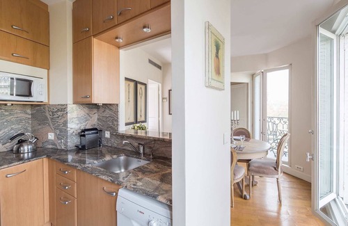 Quartier du Gros-Caillou Apartment | Amazing Balcony and Pinch-Yourself Eiffel Views!