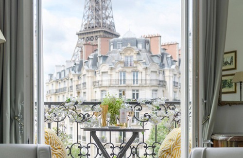 Quartier du Gros-Caillou Apartment | Amazing Balcony and Pinch-Yourself Eiffel Views!